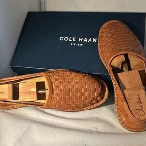 COLE HAAN WOVEN LOAFERS 10.5 BRI TAN